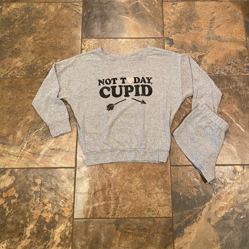 Pajama Set - image 3